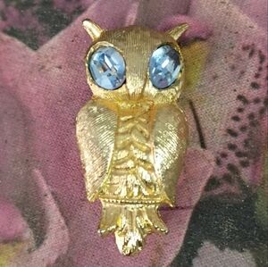 ❤️Vintage 1962 LEDO HORNED OWL AQUA BLUE RHONESTONE EYES PIN BROOCH